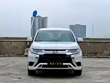 Фото 2 - Mitsubishi Outlander
