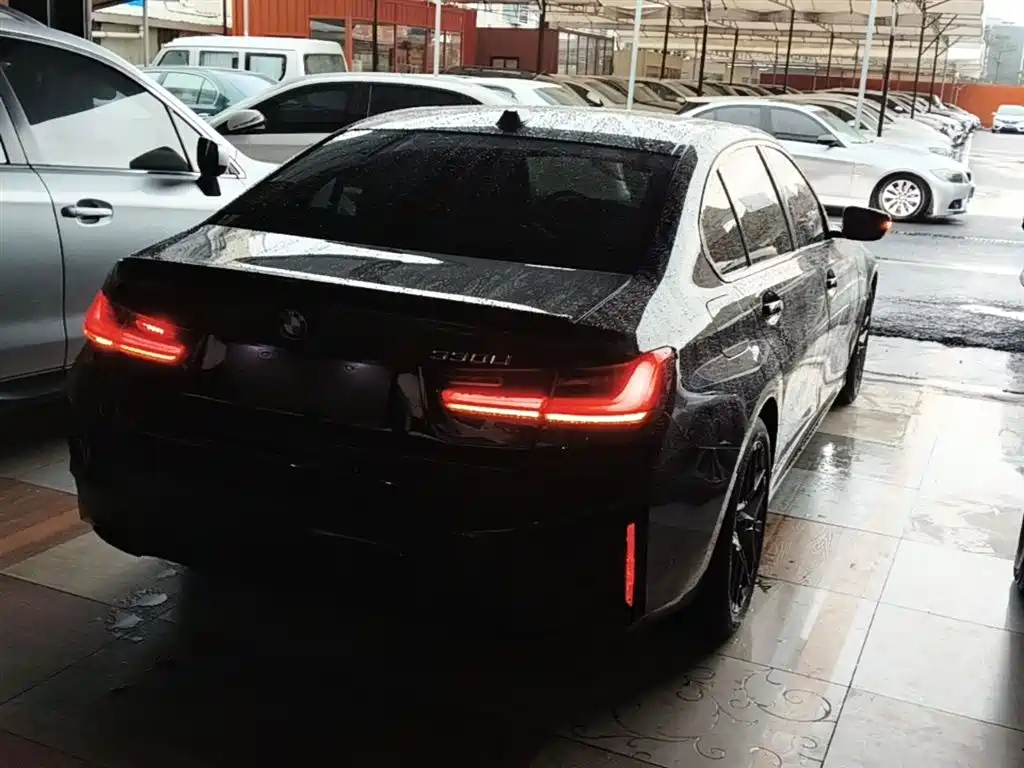 BMW 3 Series 2025 330Li Premium M Sport Night Edition фото 7