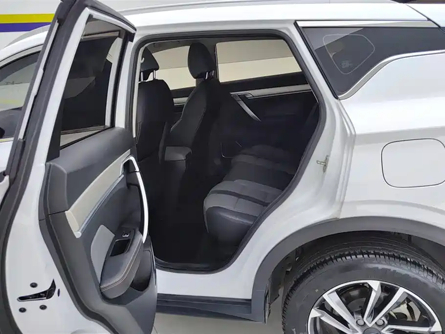 GEELY AUTOMOBILE BINYUE