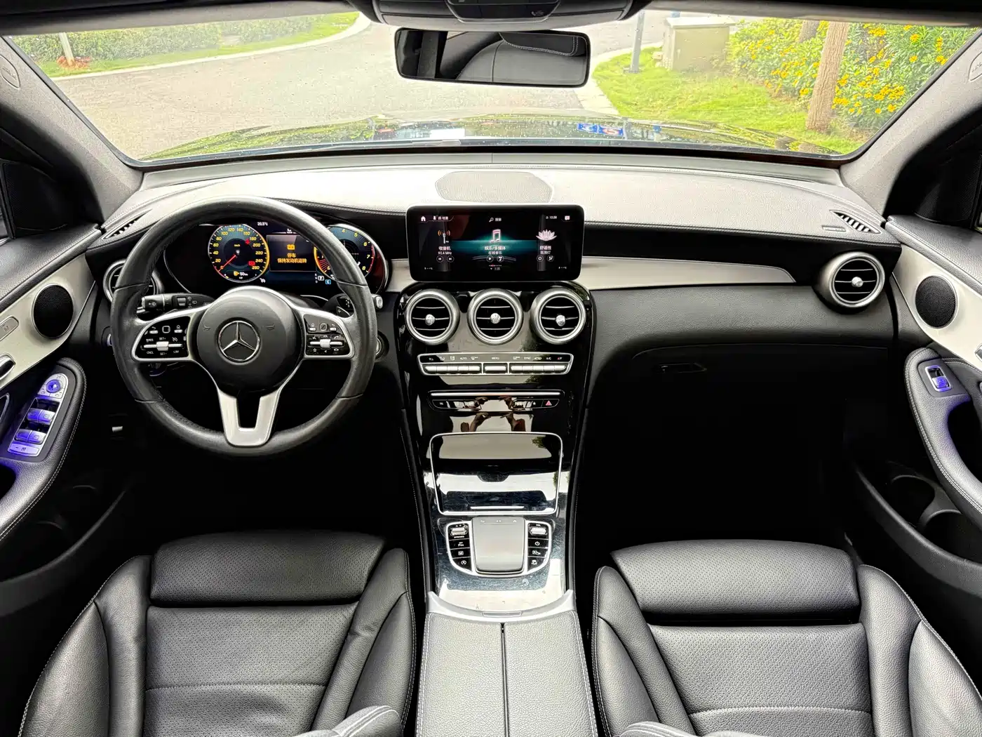 Mercedes-Benz GLC 2020 Facelift GLC 260 L 4MATIC Dynamic фото 23