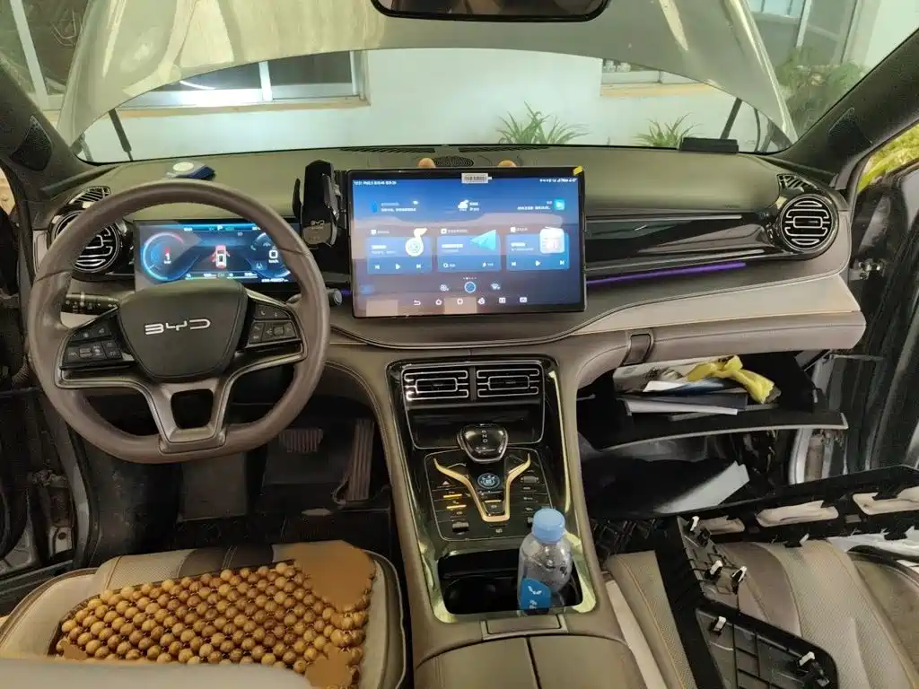 BYD Frigate 07 2024 2023 DM-i 205KM Premium