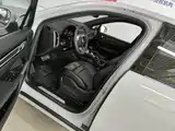 Photo 2 - Porsche Cayenne