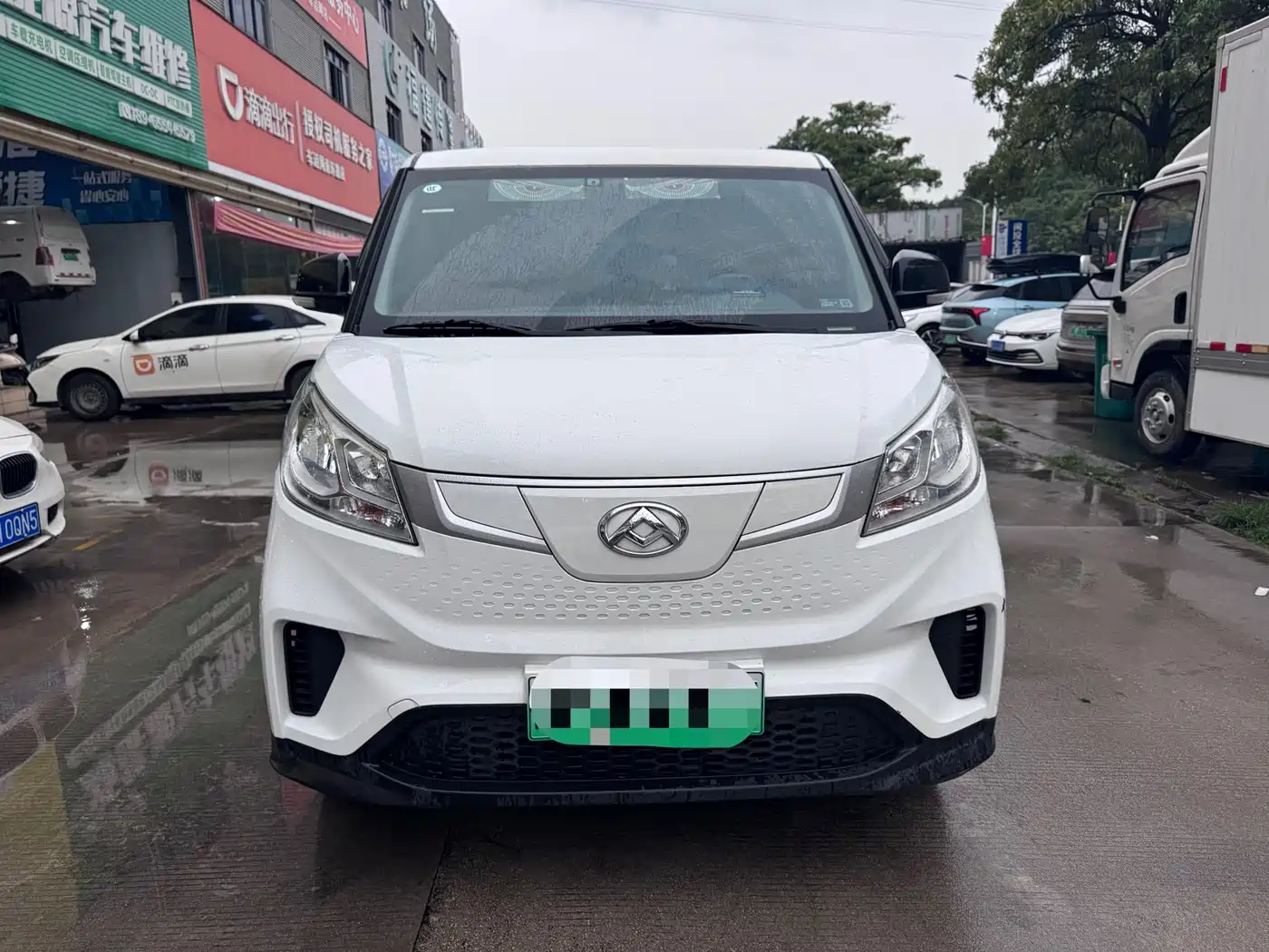 SAIC Maxus Maxus EV30 2023 Pure Electric Intelligent Logistics Expert Long Wheelbase CATL фото 2