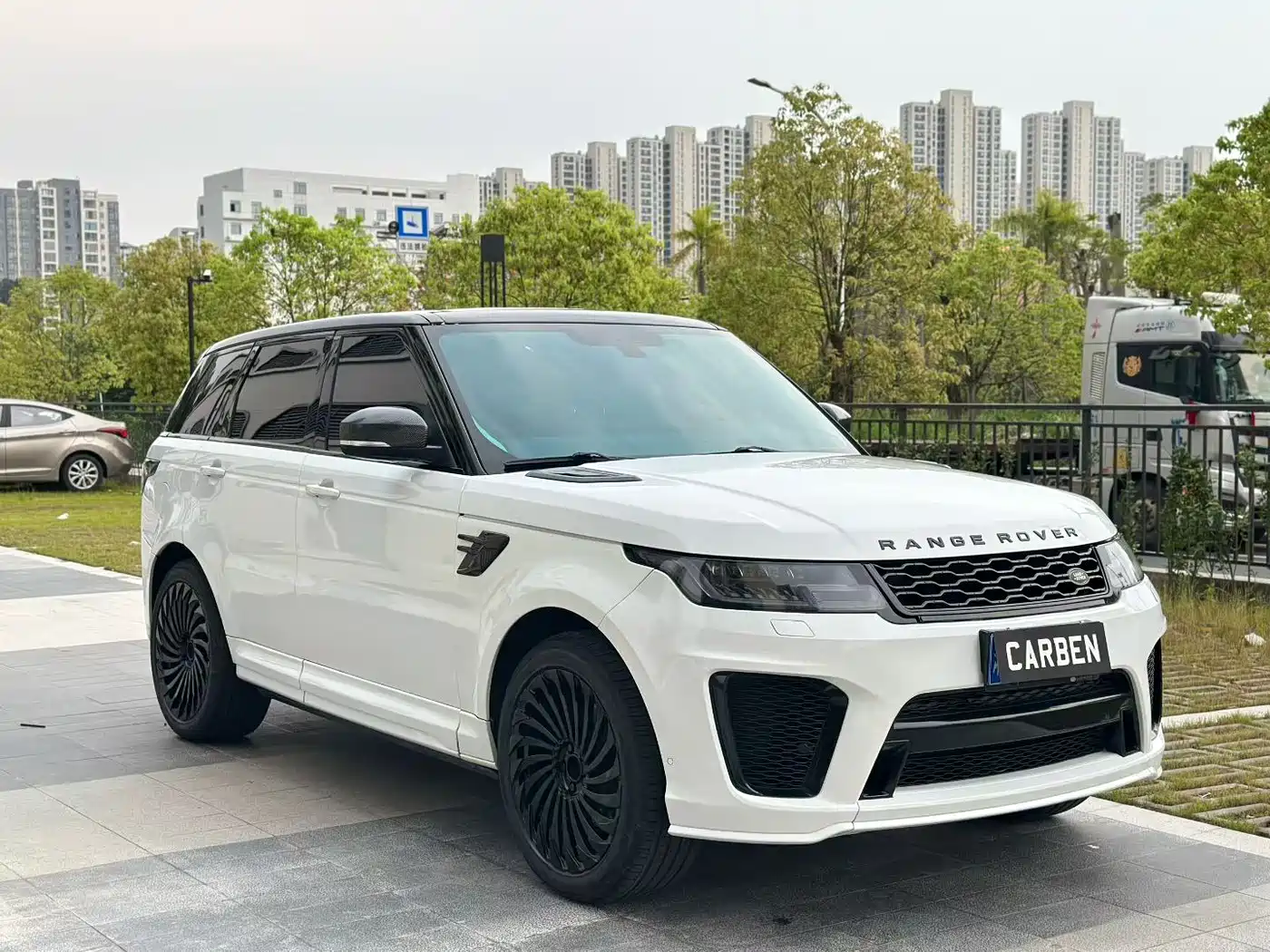Land Rover Range Rover Sport 2014 3.0 SC V6 HSE фото 3