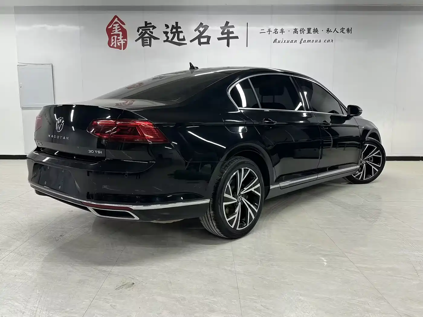 Volkswagen Magotan 2020 330TSI DSG Luxury фото 5
