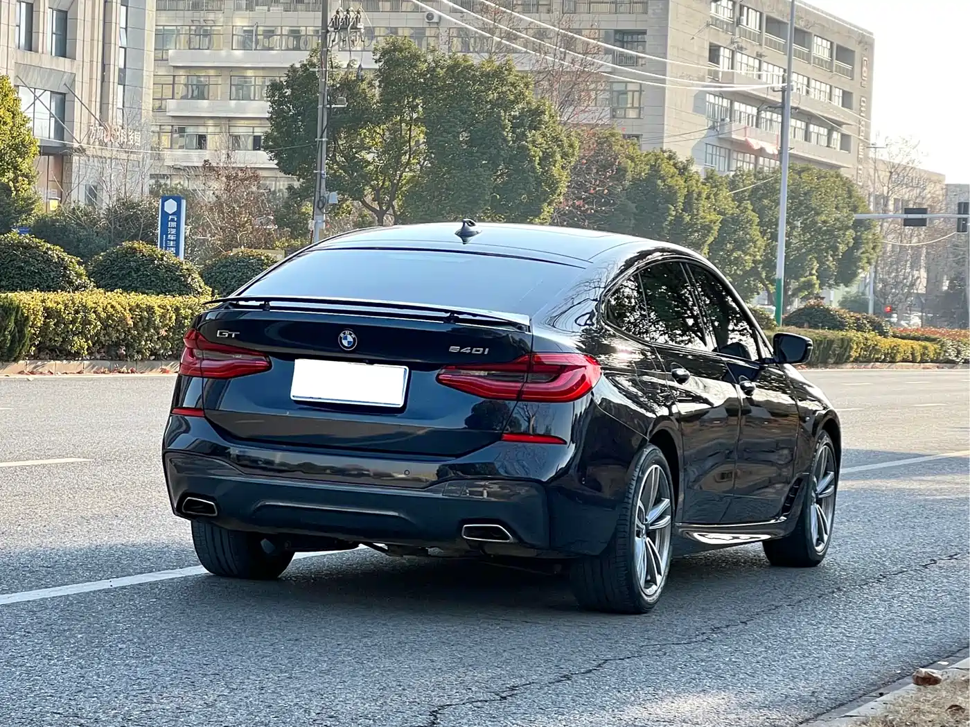 BMW 6 Series GT 2018 630i M Sport Package фото 4