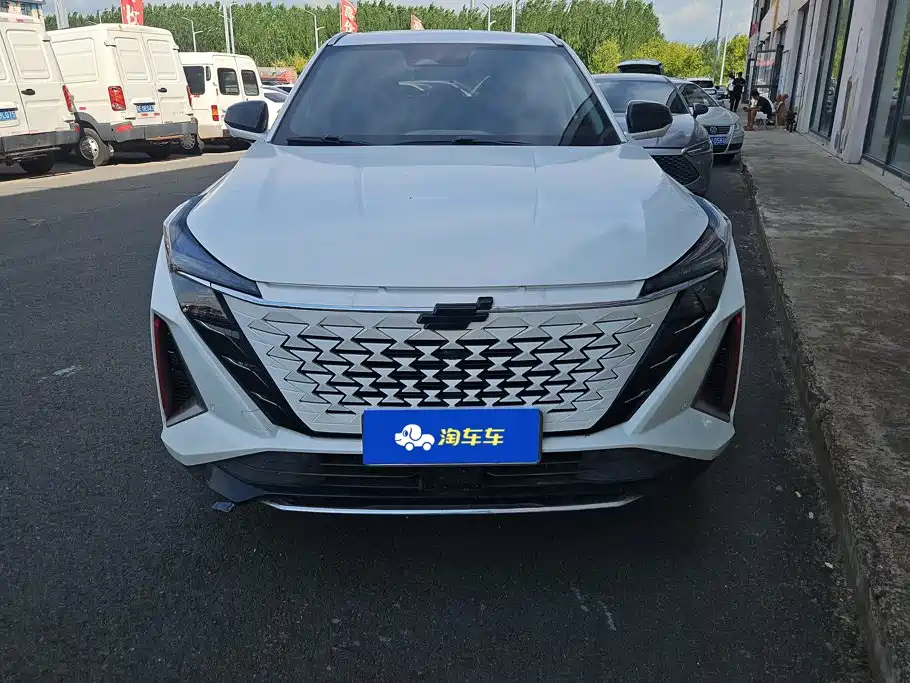 Changan Oshan Z6 2023 2023 Blue Whale 1.5T DCT Smart Leader