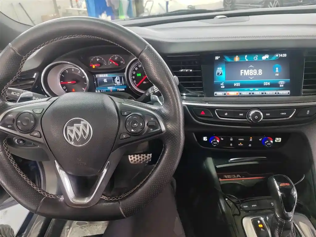 Buick Regal 2017 GS 28T Luxury Model фото 6