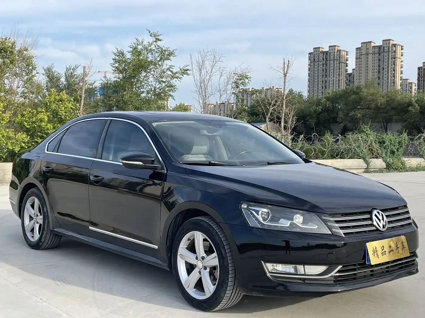 Volkswagen Passat 2012 2011 2.0TSI DSG Royal Edition