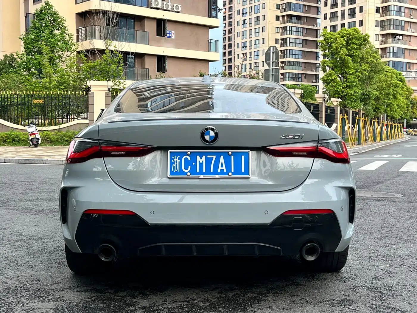 BMW 4 Series 2024 430i M Sport Shadow Edition фото 6