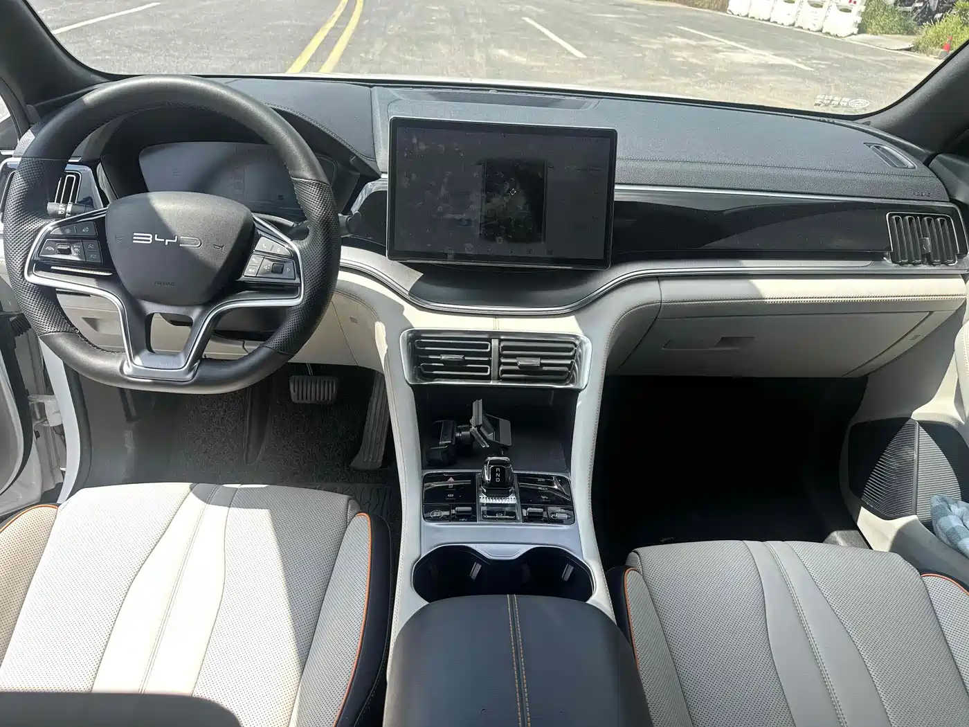 BYD Song PLUS PHEV 2023 Champion Edition DM-i 110KM Flagship PLUS фото 8