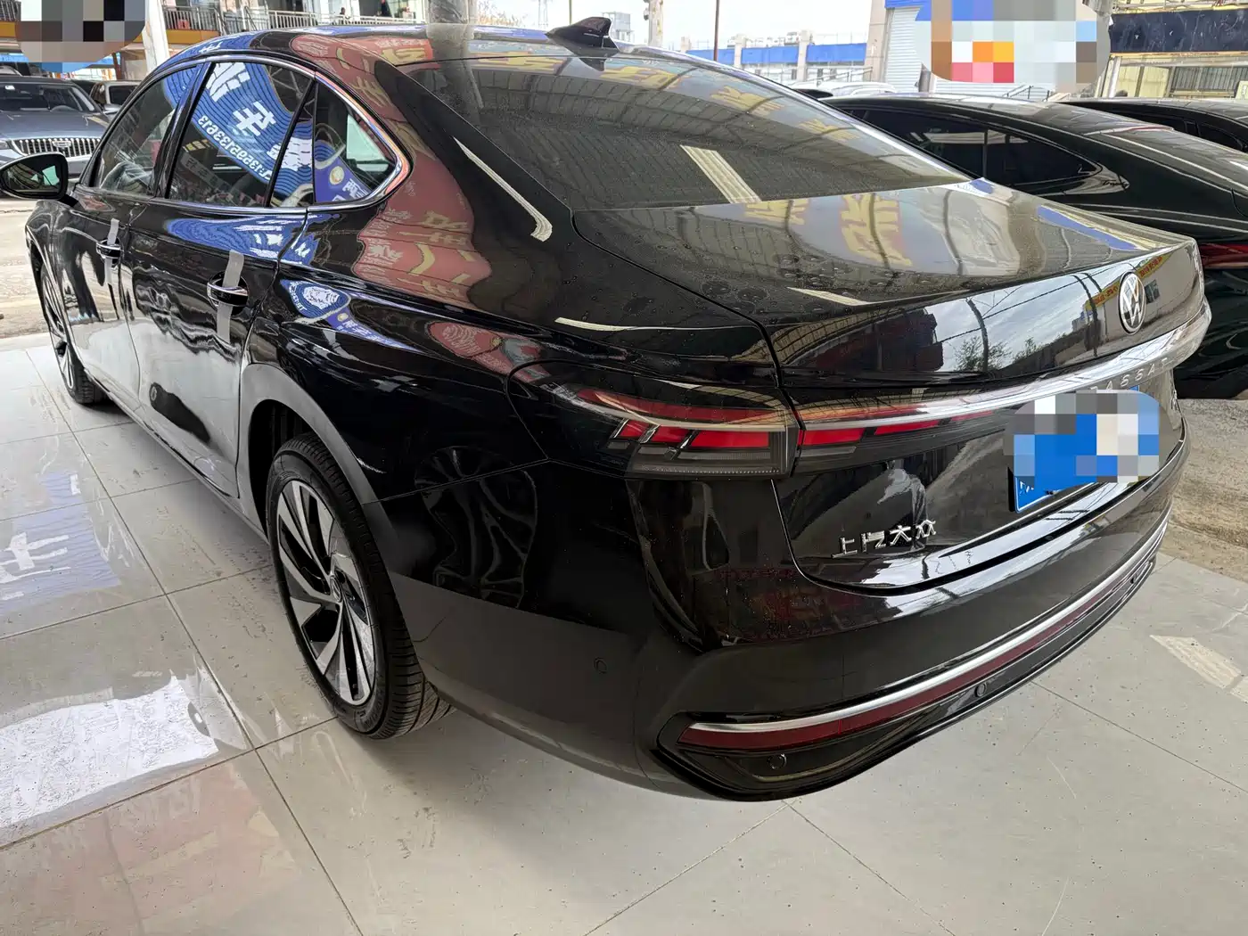 Volkswagen Passat 2025 Pro 380TSI Dragon Fortune Edition фото 10