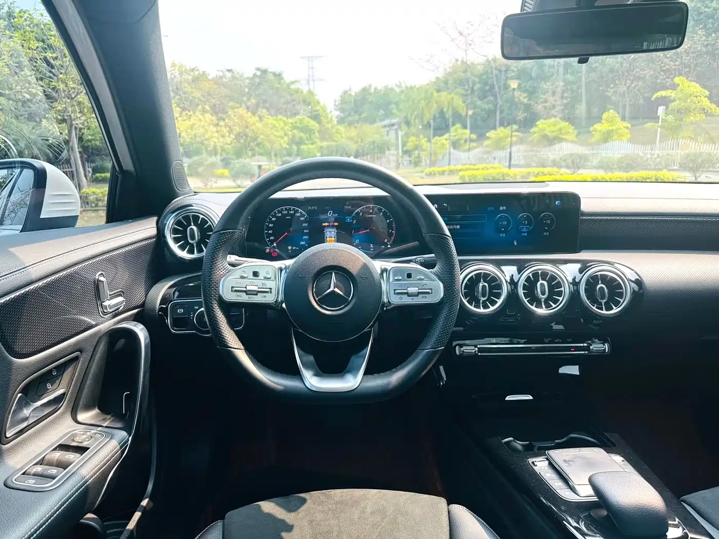 MERCEDES-BENZ CLASS A