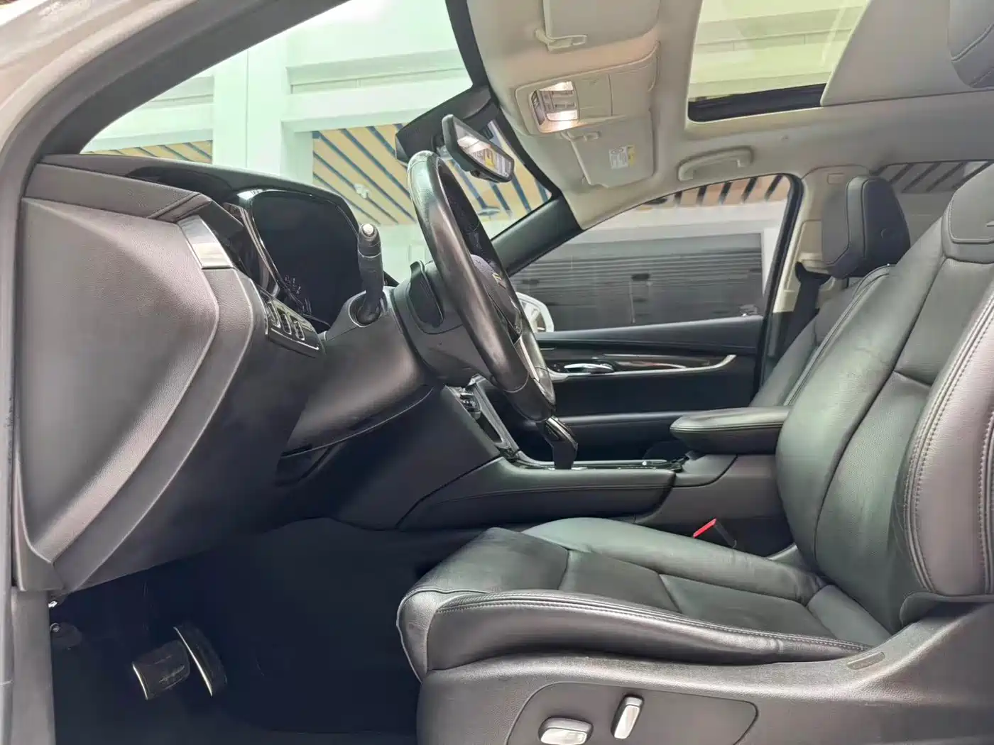 Cadillac XT5 2016 25T Luxury Model фото 11