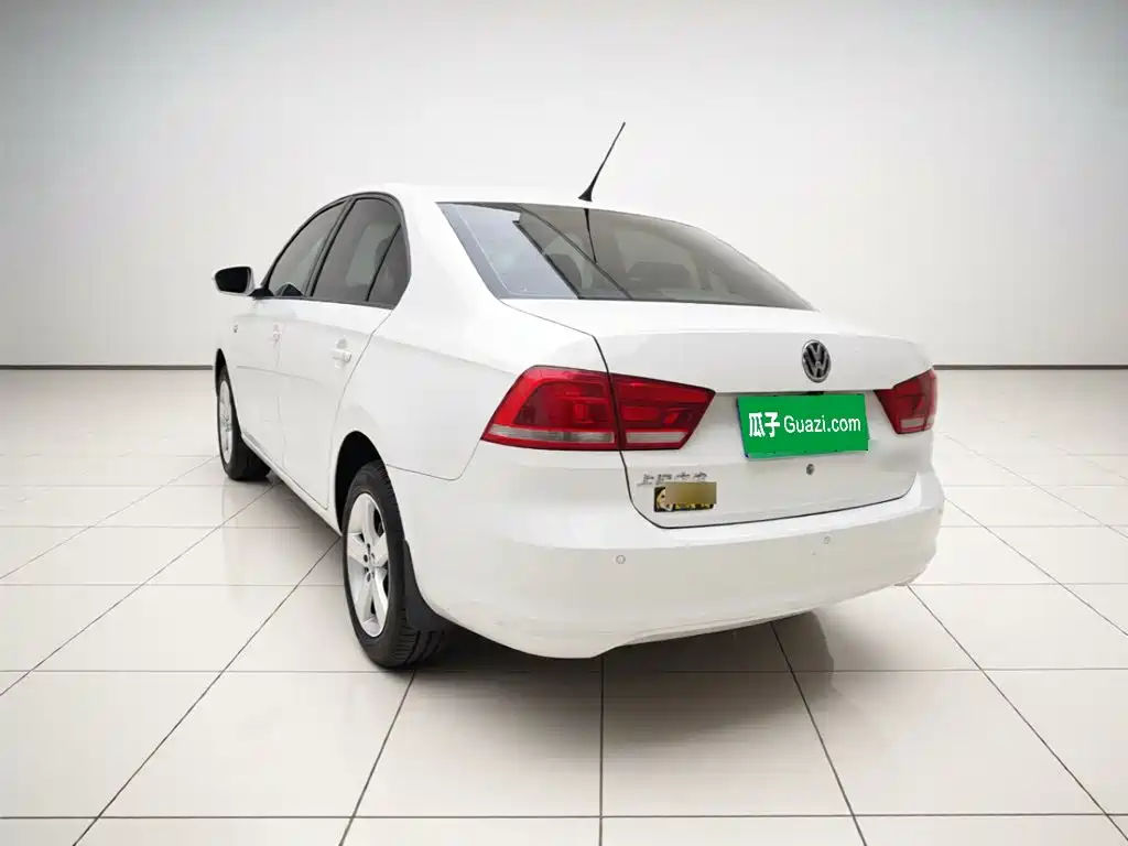 Photo 4 - Volkswagen Santana