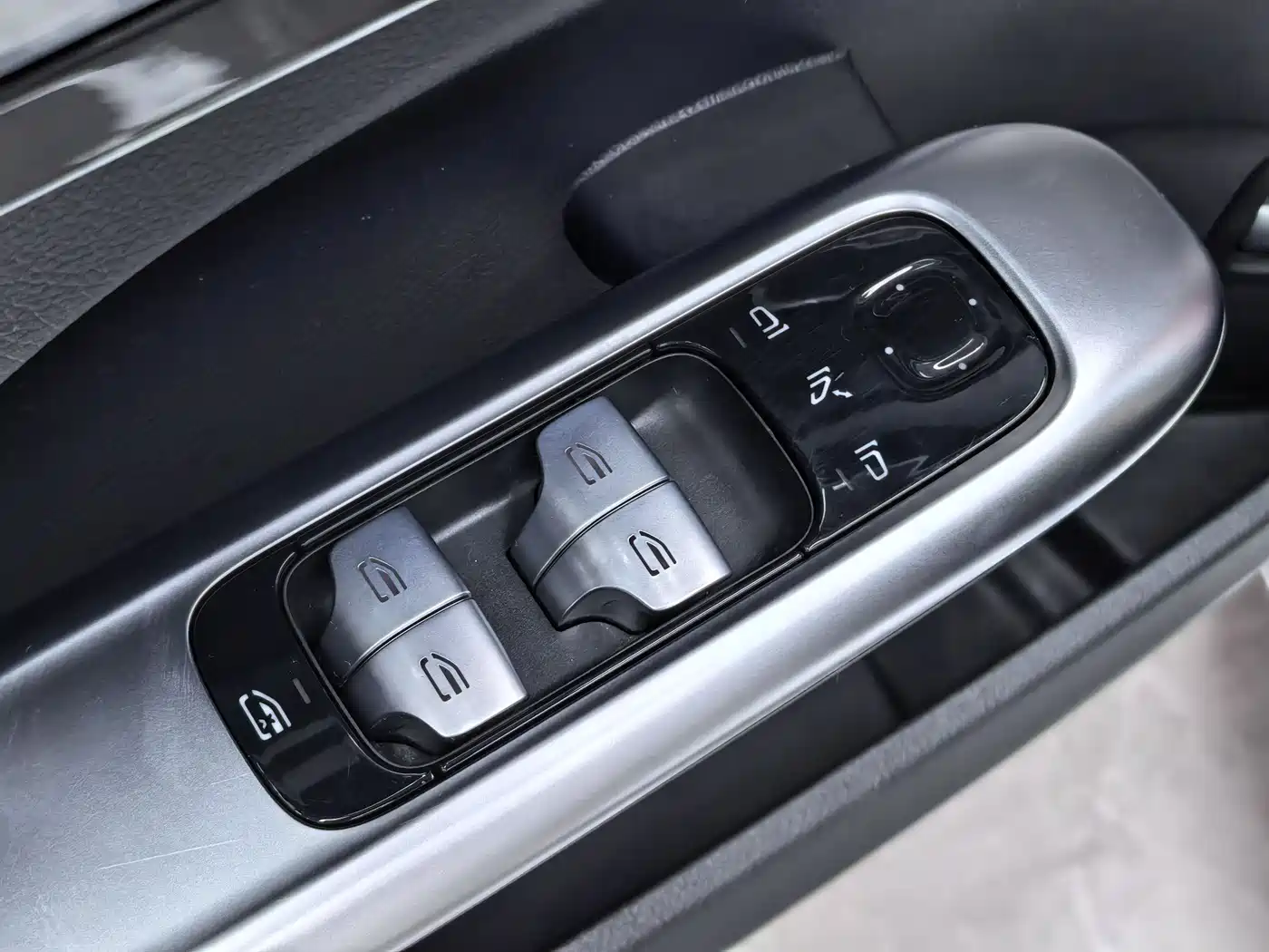 Mercedes-Benz C-Class 2024 C 260 L Sport фото 18