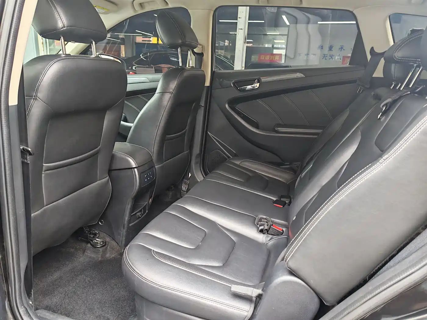 Dongfeng Fengguang Fengguang 580 2017 2016 Facelift 1.5T CVT Comfort