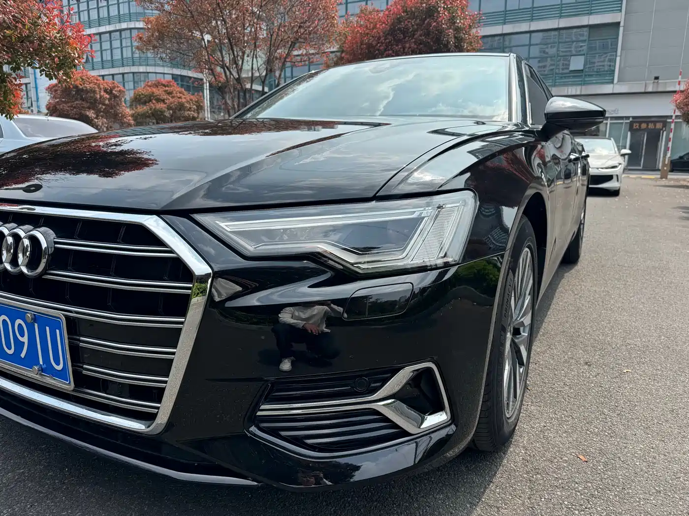 Audi A6L 2023 45 TFSI Premium Selection Elegance фото 8