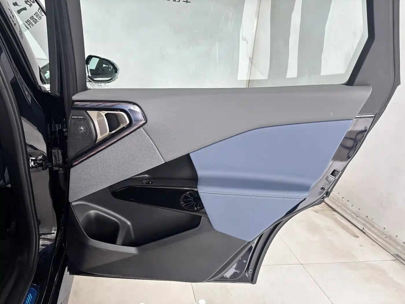 BMW X3 2025 xDrive30L Premium M Sport Package фото 23