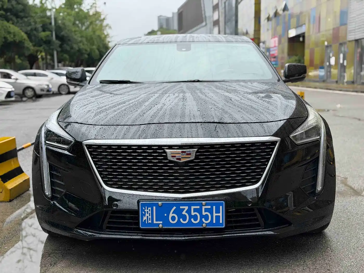 Photo 2 - Cadillac CT6