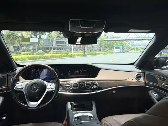 Mercedes-Benz S-Class 2020 S 350 L Premium Edition Collector's Version — фото 4