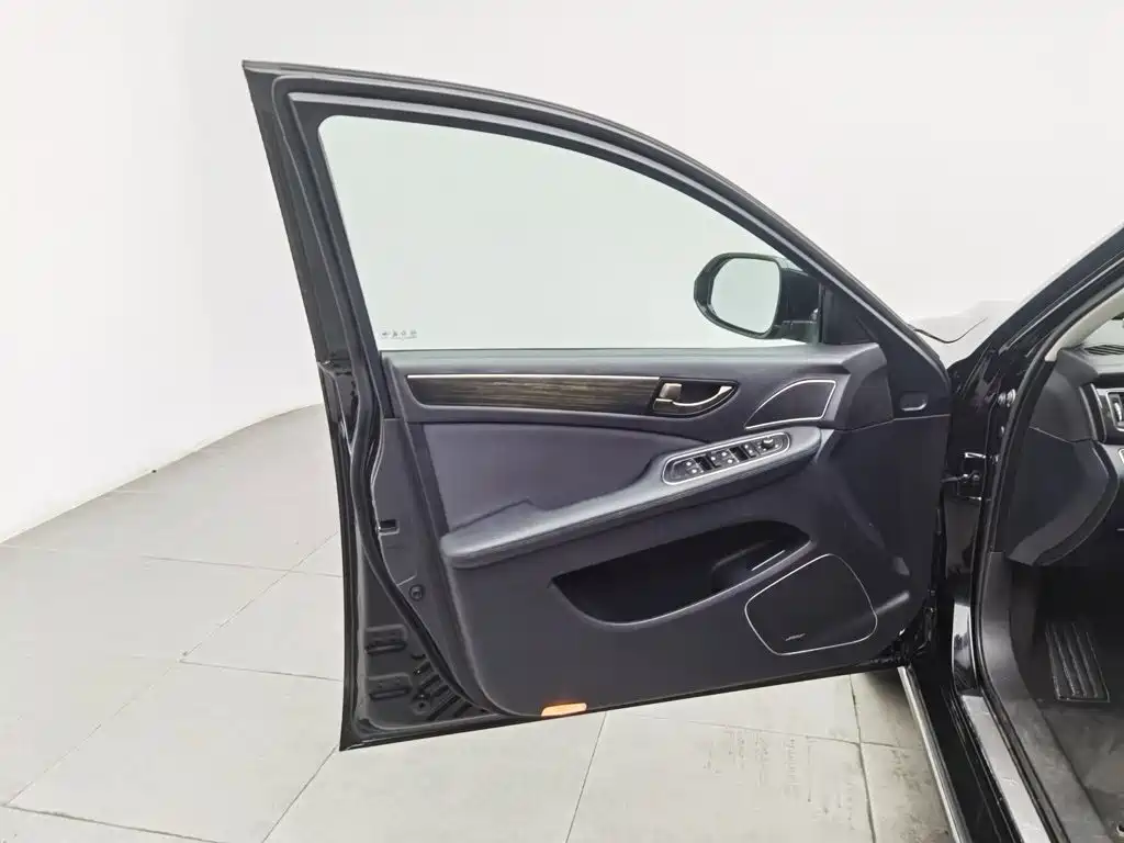 Hongqi H7 2020 2019 1.8T Comfort Edition