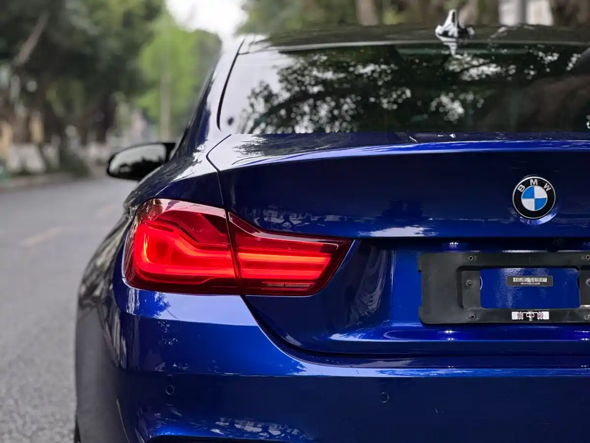 BMW M4 2018 M4 Convertible Coupe Fans Limited Edition фото 23