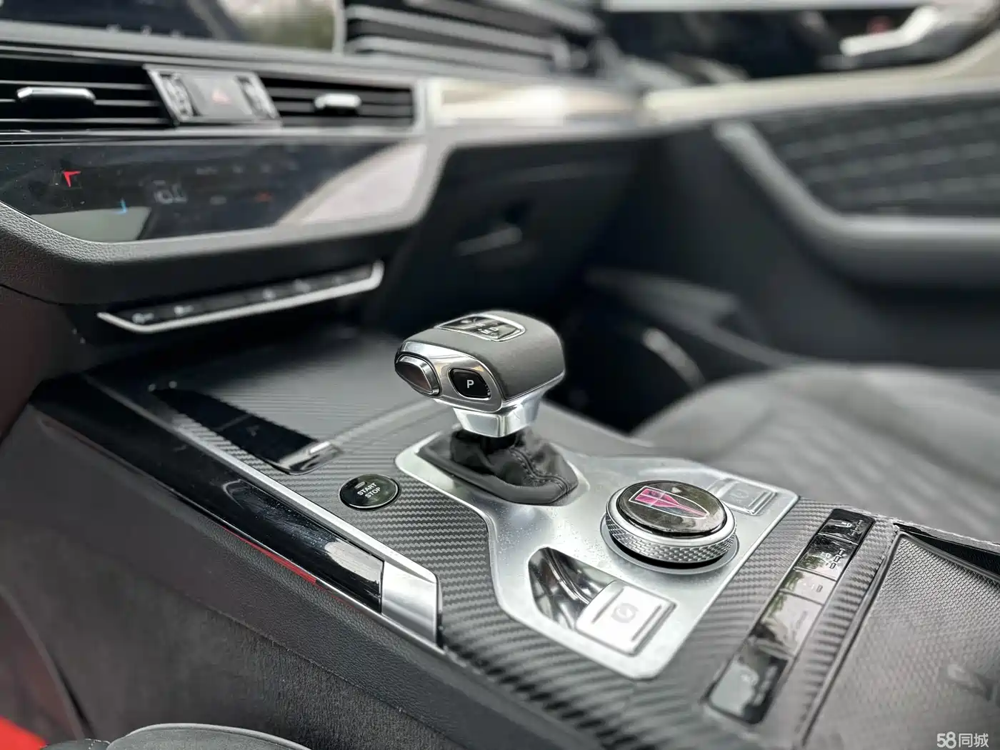 Hongqi HS5 2020 2019 2.0T Smart Connect Enjoy 4WD Edition