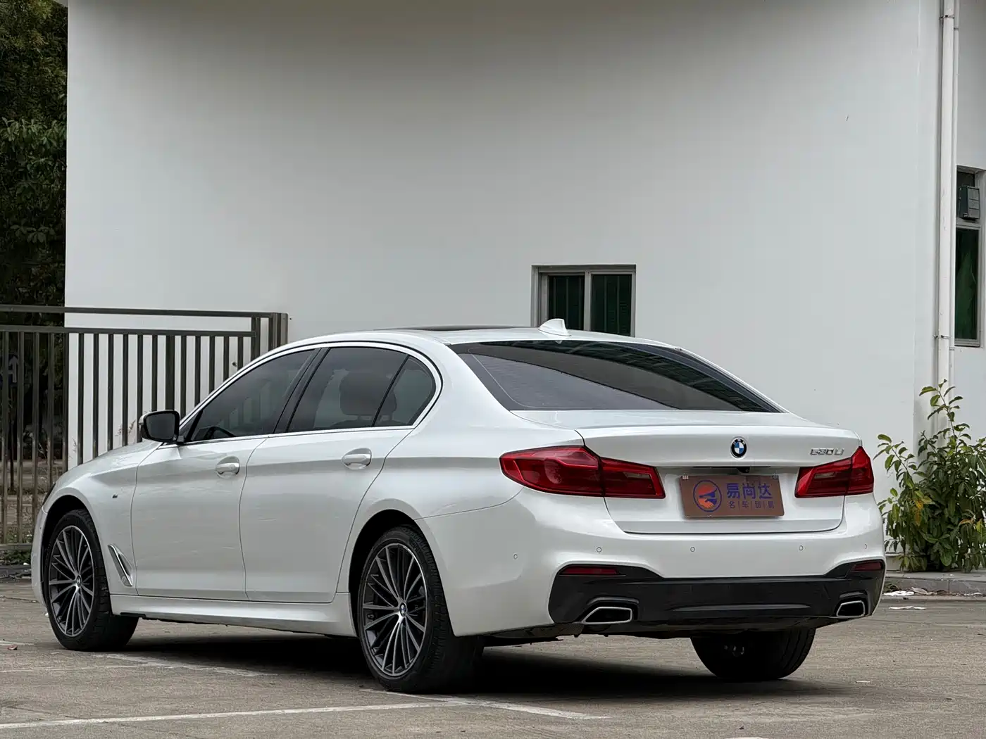 BMW 5 Series 2020 530Li Exclusive M Sport Package фото 14