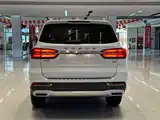 Фото 8 - Roewe RX8