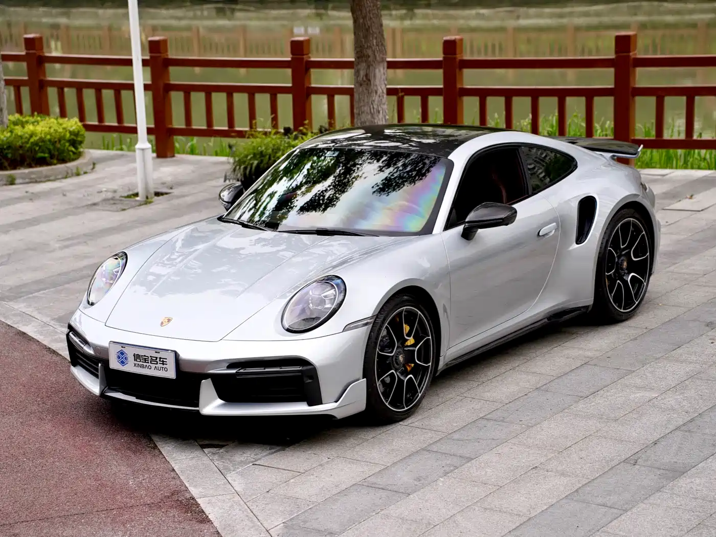 Porsche 911 2022 Turbo S 3.7T фото 2