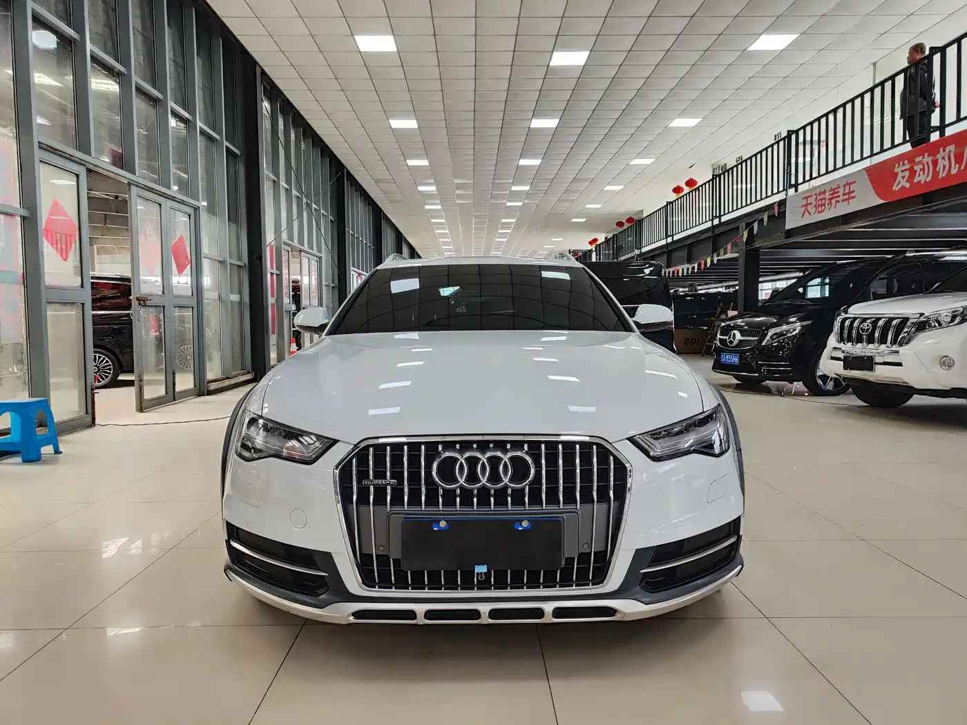 Audi A6 (Import) 2017 3.0T allroad quattro фото 2