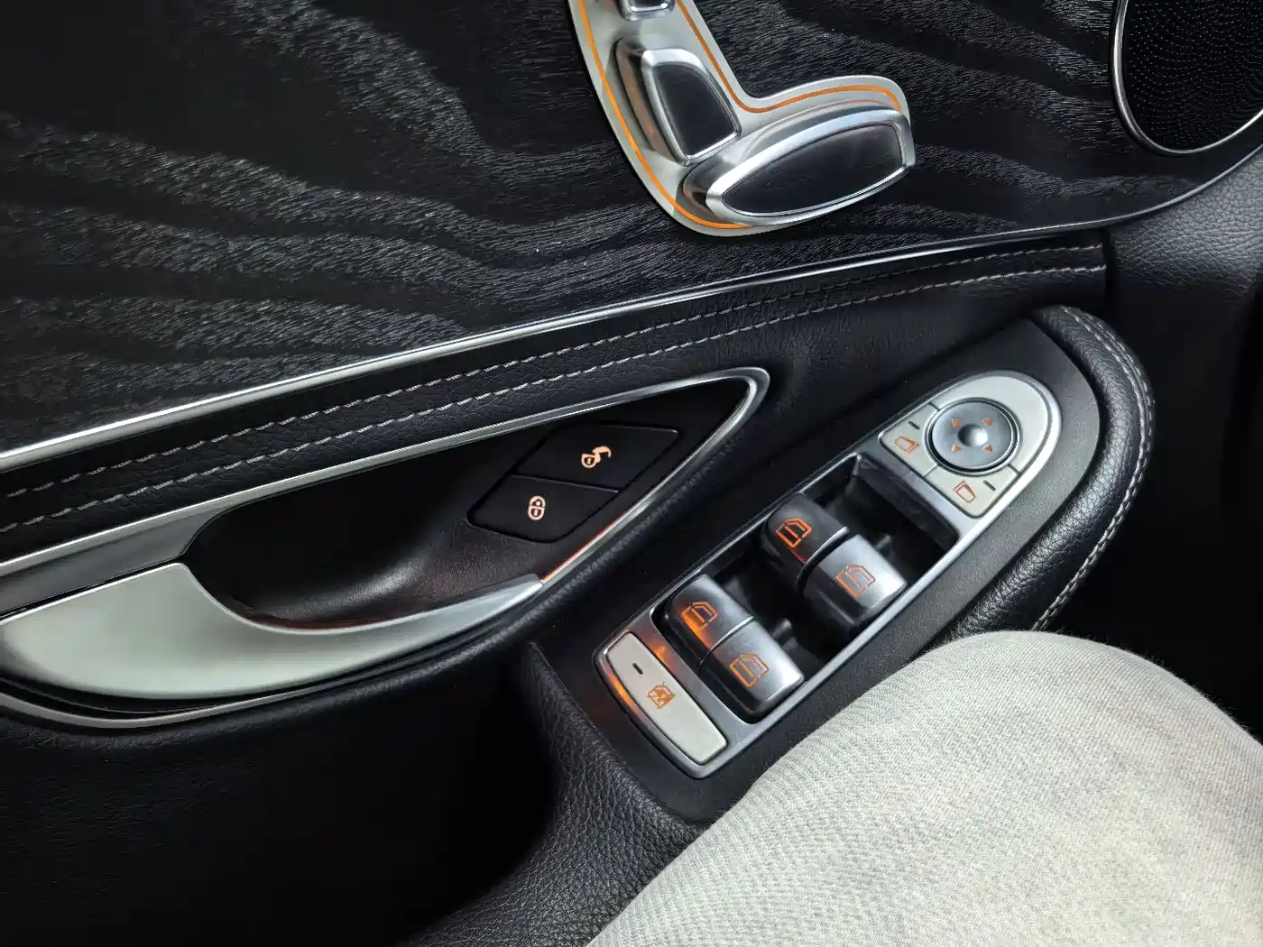 Mercedes-Benz C-Class 2015 C 180 L Sport фото 14