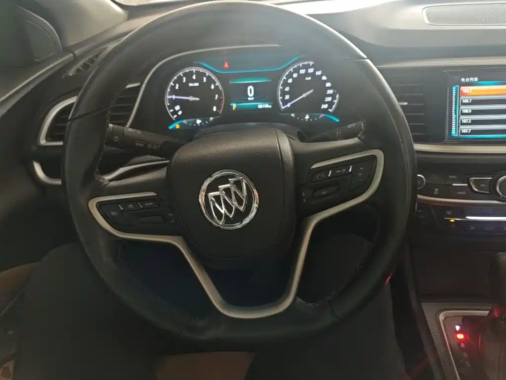 Photo 11 - Buick Excelle
