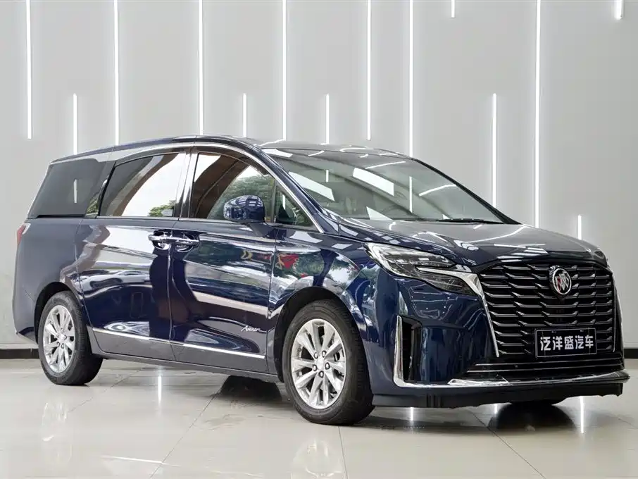 Buick GL8 2022 Avenir 4-Seater Prestige Edition фото 3