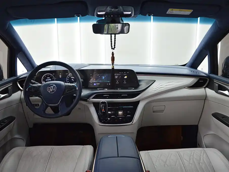 Buick GL8 2022 Avenir 4-Seater Prestige Edition фото 15