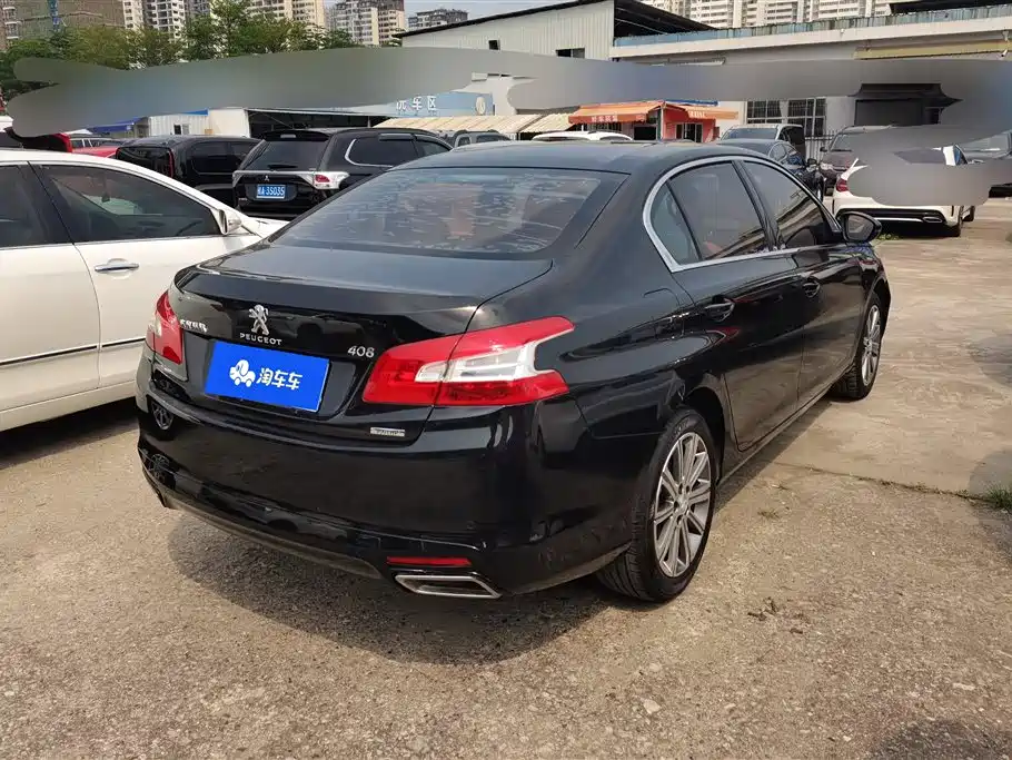 PEUGEOT 408