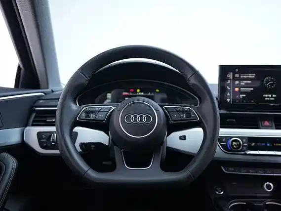 Audi A4L 2022 40 TFSI Luxury Dynamic фото 17