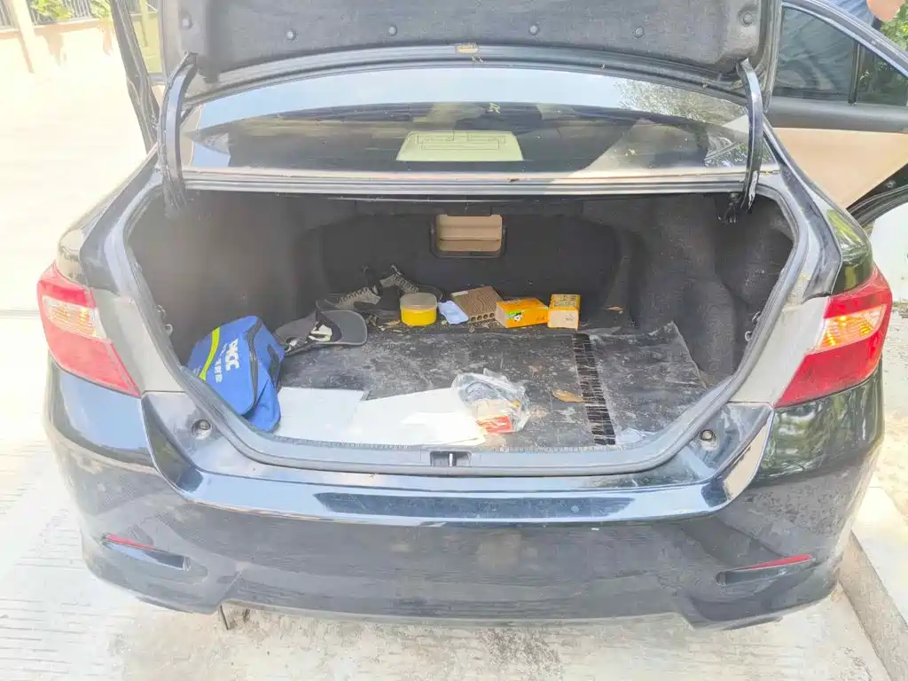 Photo 13 - Toyota Camry