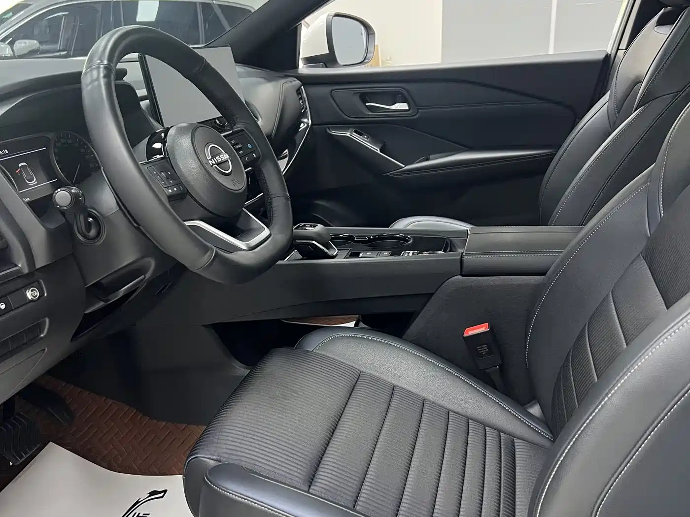 Фото 8 - Nissan Qashqai