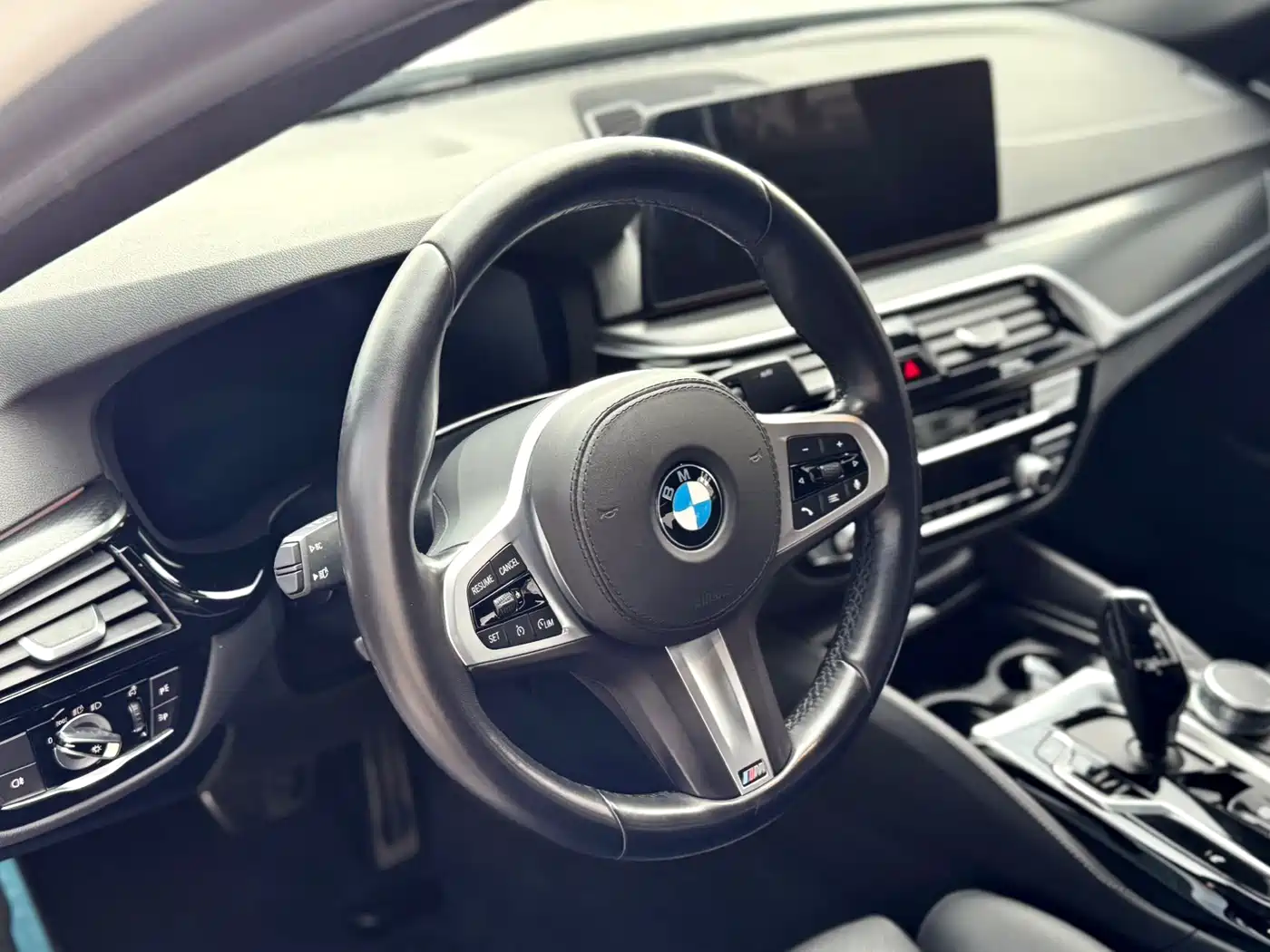 BMW 5 Series (Import) 2021 525i M Sport Package фото 10
