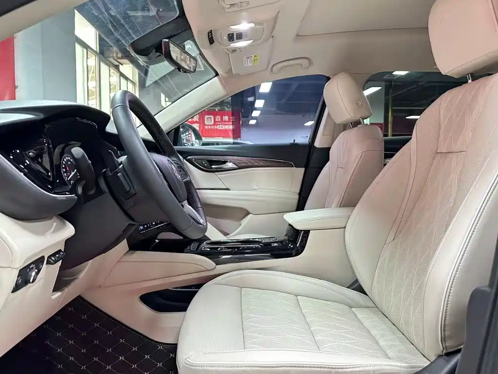 Buick Envision Plus 2024 2022 Envision Plus Avenir 7-Seater