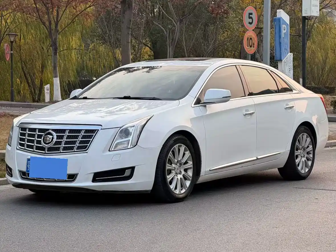 Cadillac XTS 2014 2013 Model 28T Comfort