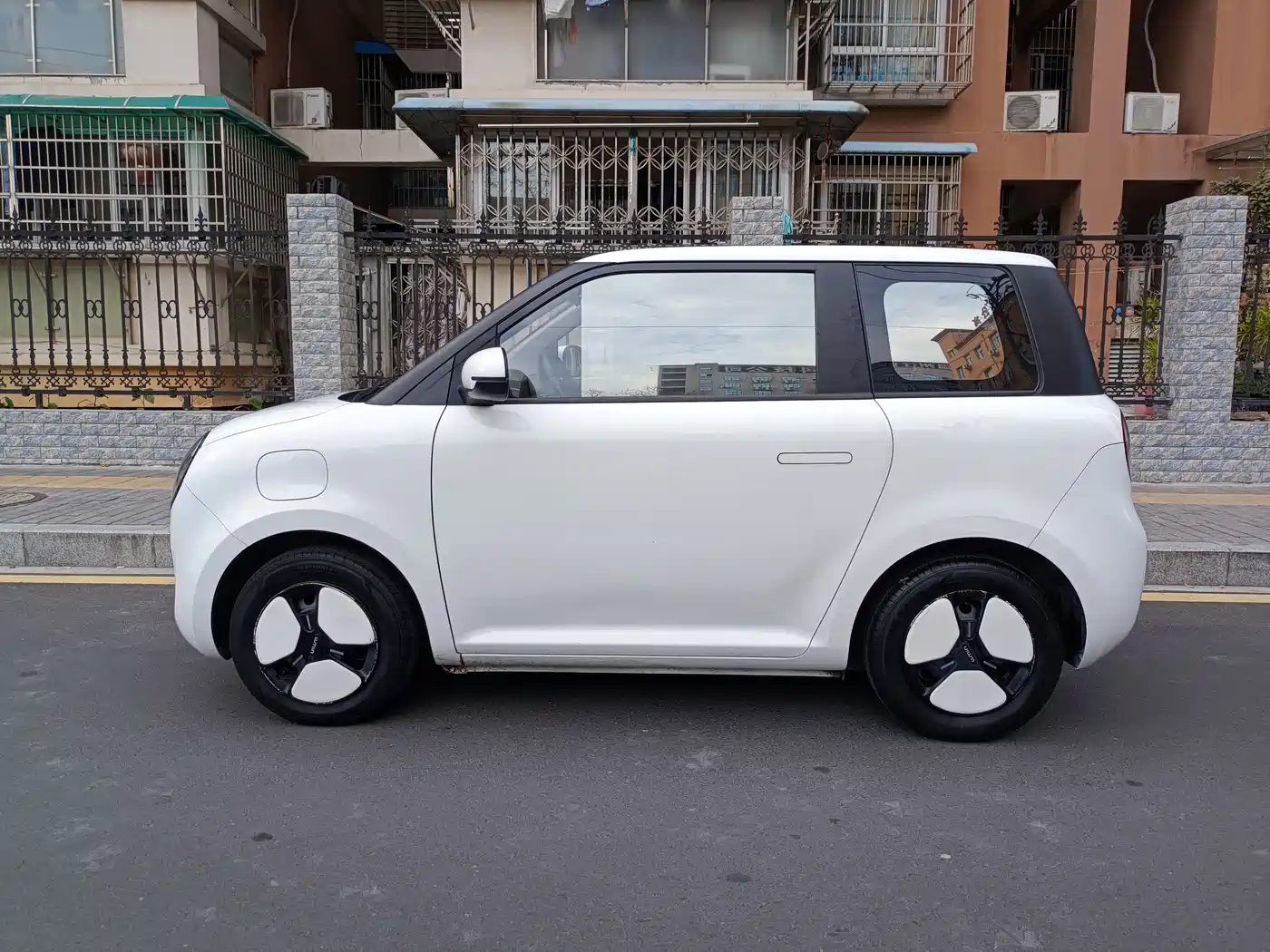 CHANGAN CHANGAN LUMIN