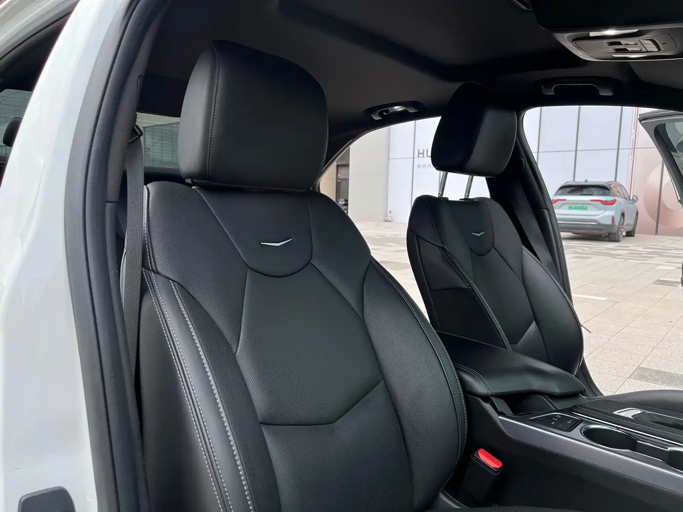 CADILLAC CT4