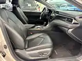 صورة 9 - Toyota Camry