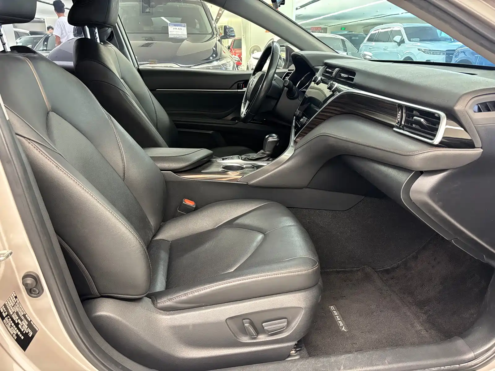 صورة 9 - Toyota Camry