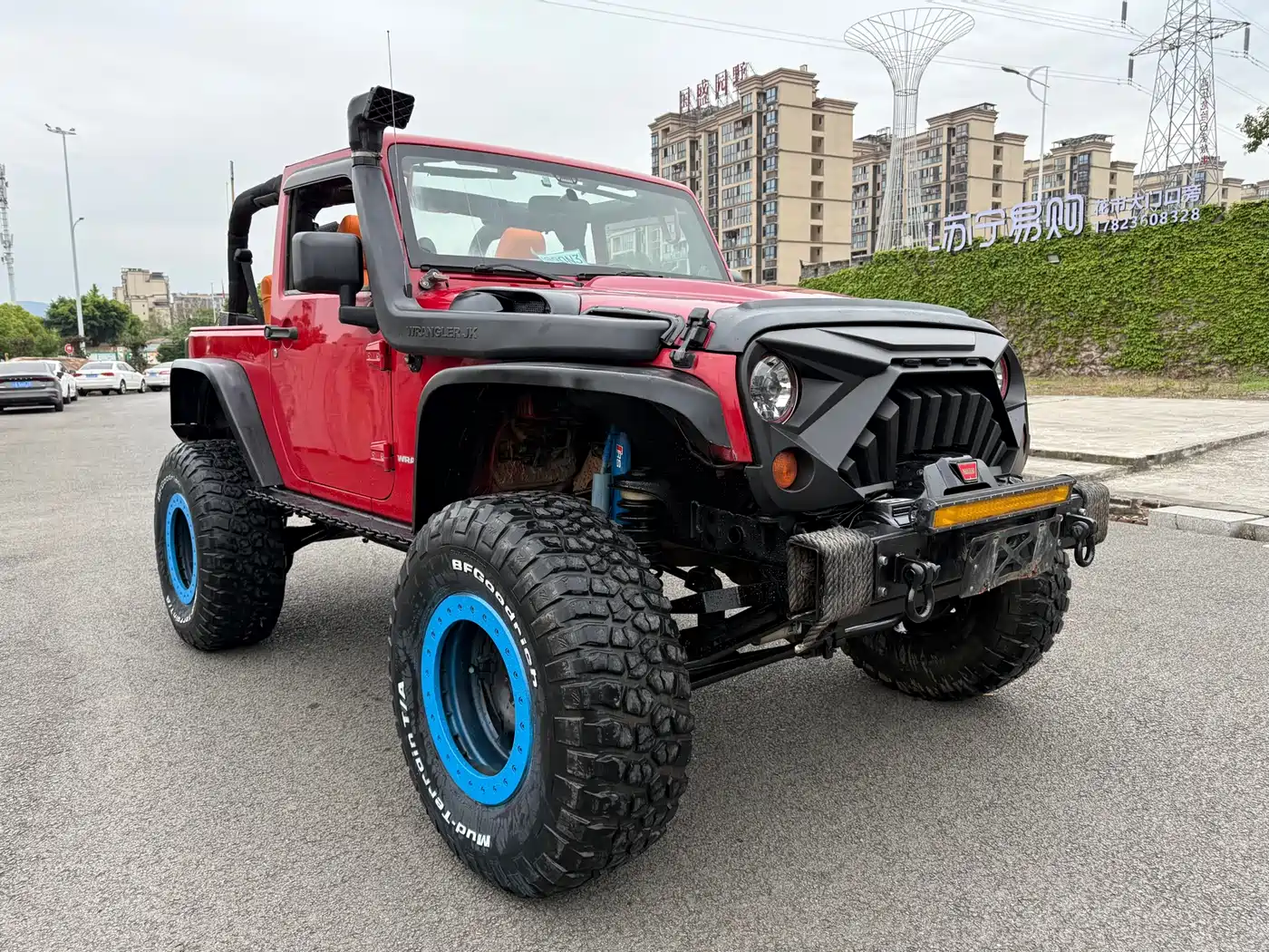 Фото 2 - Jeep Wrangler