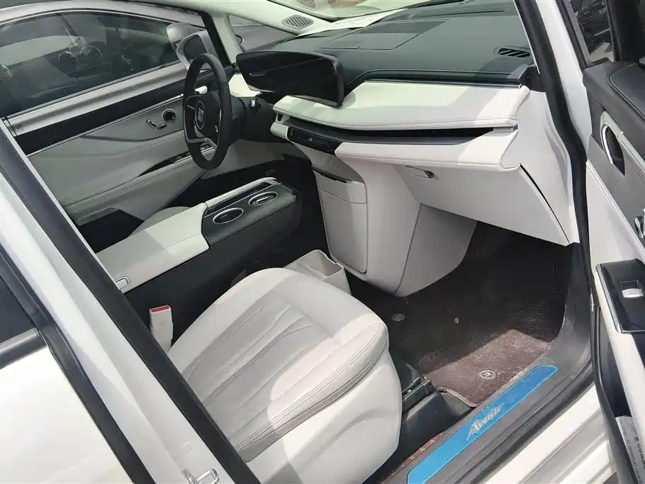 Buick GL8 New Energy 2024 Landglory Premium Edition 7-Seater фото 8
