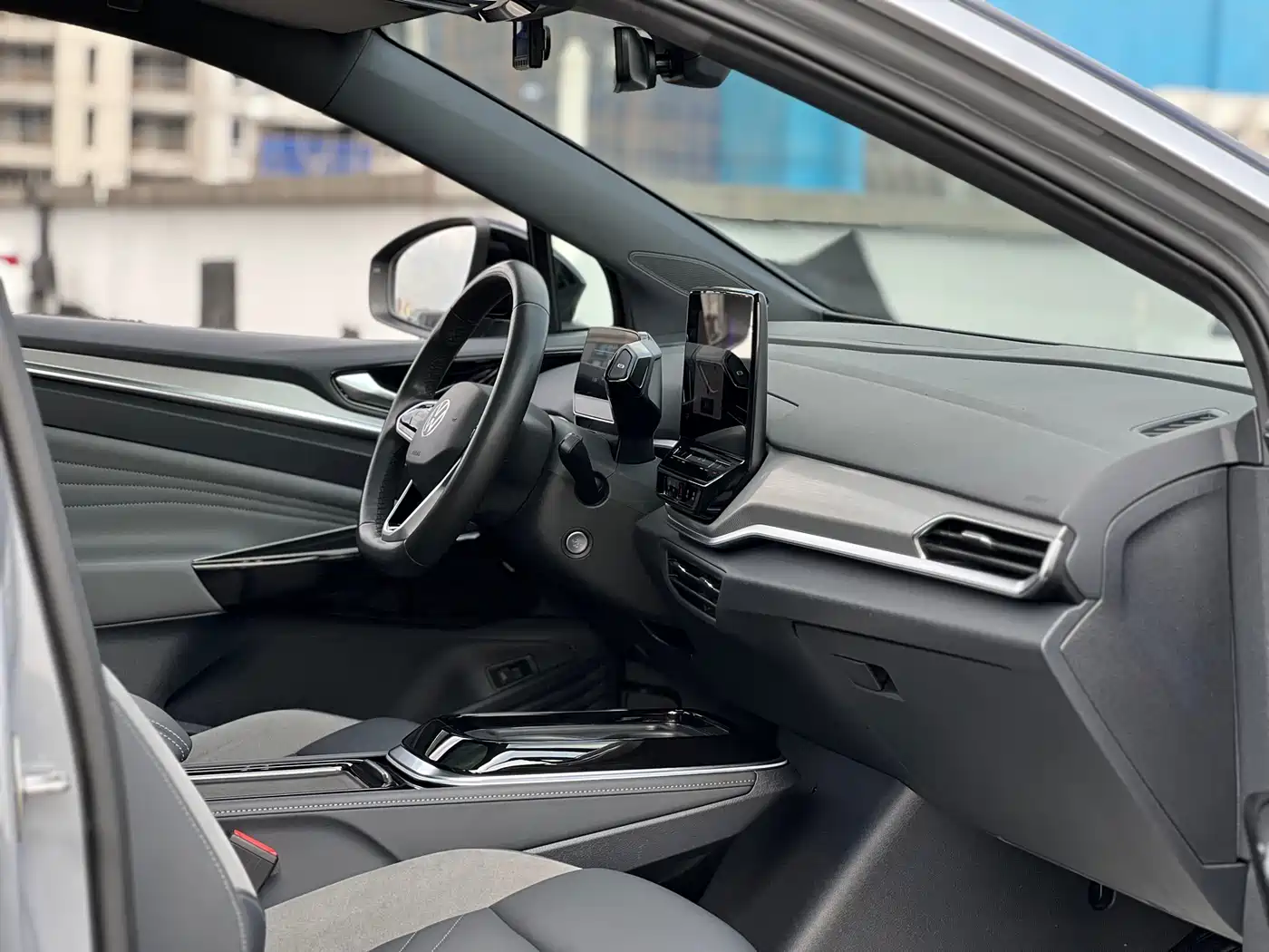 VOLKSWAGEN ID.4 CROZZ